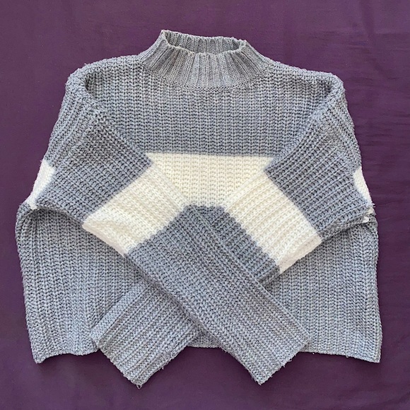 Forever 21 Cropped Knit Colour Block Sweater - Picture 1 of 5